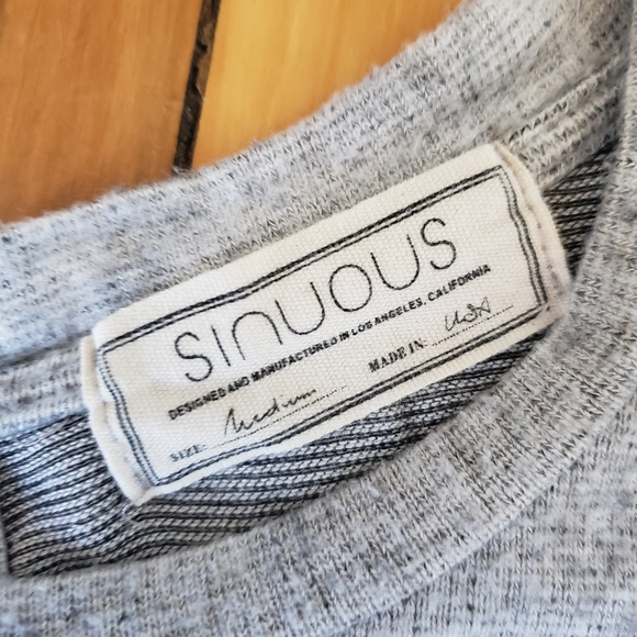 Sinuous Medium gray soft sweater - Picture 5 of 9